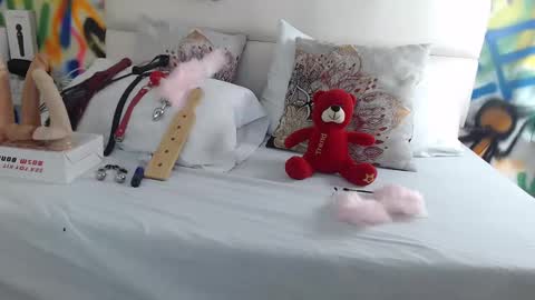 Snapshot of aria_martiin chatting on January 15, 2025, 11:10 am aria online show from January 15, 2025, 11:10 am