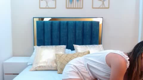 Snapshot of aria_martiin chatting on April 27, 2026, 3:32 pm aria online show from April 27, 2026, 3:32 pm