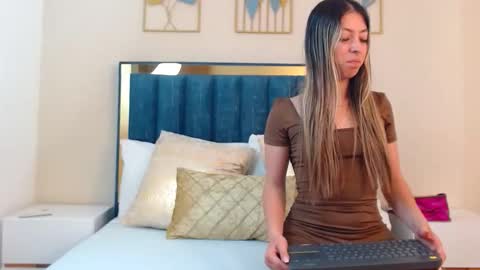 Snapshot of aria_martiin chatting on April 29, 2026, 12:09 pm aria online show from April 29, 2026, 12:09 pm