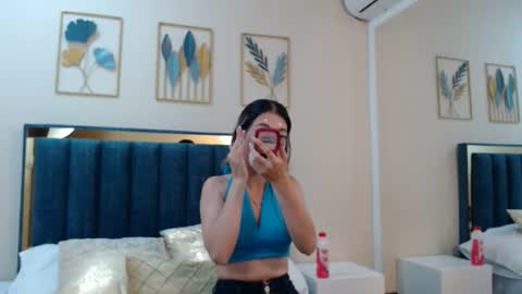 Snapshot of aria_martiin chatting on June 11, 2026, 11:41 am aria online show from June 11, 2026, 11:41 am