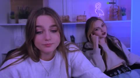 Luna online show from September 16, 2025, 7:15 pm