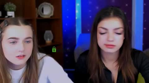 Luna online show from December 23, 2025, 6:11 am