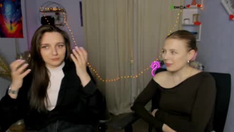 Snapshot of aria_voss_ chatting on May 13, 2026, 2:25 pm aria_voss_ online show from May 13, 2026, 2:25 pm