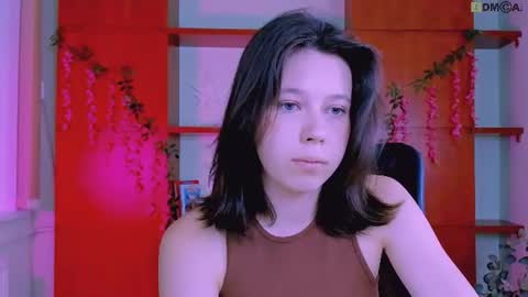 Snapshot of aria_wild_ chatting on June 21, 2026, 7:05 pm aria_wild_ online show from June 21, 2026, 7:05 pm