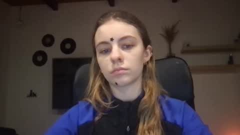 AriaCreazy online show from February 20, 2025, 9:42 pm