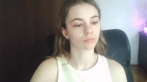 Snapshot of ariacreazy chatting on June 18, 2026, 6:24 am AriaCreazy online show from June 18, 2026, 6:24 am