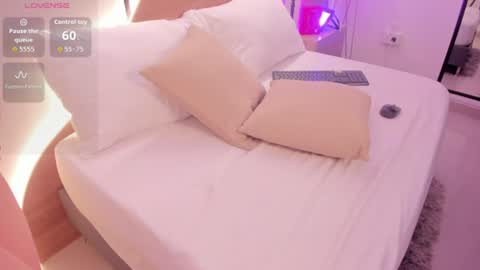 Snapshot of ariadna_boneville chatting on July 11, 2026, 2:47 am A R I A D N A online show from July 11, 2026, 2:47 am