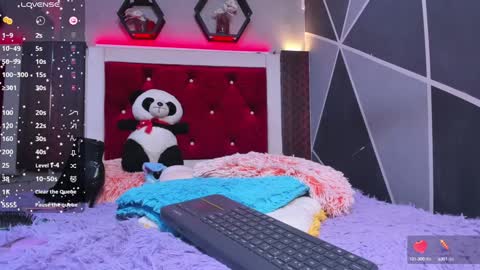 Snapshot of ariadna_evangeline chatting on December 6, 2024, 2:24 am Angel online show from December 6, 2024, 2:24 am