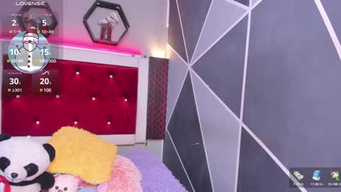 Snapshot of ariadna_evangeline chatting on December 7, 2024, 2:31 am Angel online show from December 7, 2024, 2:31 am