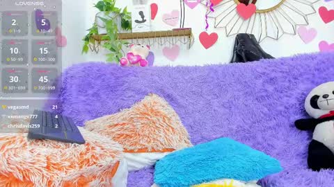 Snapshot of ariadna_evangeline chatting on February 15, 2025, 8:33 am Angel online show from February 15, 2025, 8:33 am