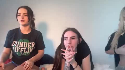 ariaellis2 online show from March 2, 2026, 8:48 pm