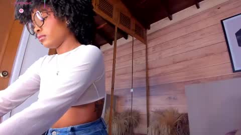 Snapshot of ariafoster chatting on April 18, 2026, 3:54 am Aria Foster online show from April 18, 2026, 3:54 am