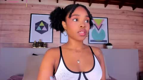 Snapshot of ariafoster chatting on April 23, 2026, 3:52 am Aria Foster online show from April 23, 2026, 3:52 am