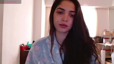 Snapshot of ariagal chatting on July 13, 2026, 4:43 pm ariagal online show from July 13, 2026, 4:43 pm