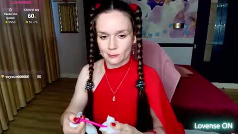 AriaGray online show from July 9, 2026, 2:37 am
