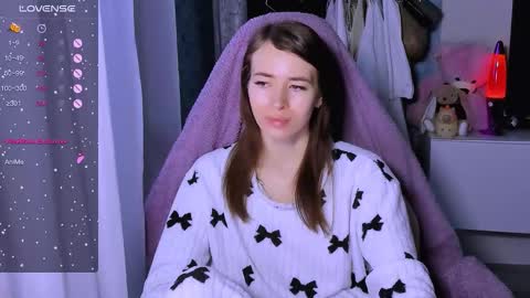 Ari online show from December 1, 2025, 6:51 am