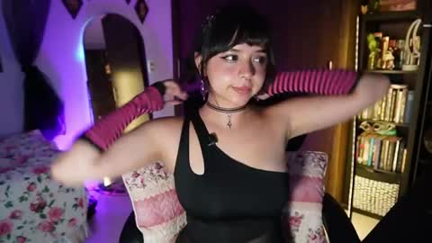      online show from May 29, 2026, 9:46 pm