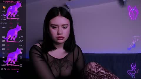 Snapshot of ariamorgan_ chatting on October 22, 2025, 1:22 pm Aria online show from October 22, 2025, 1:22 pm
