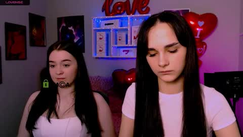 ariana_ross7 online show from February 18, 2026, 9:00 pm