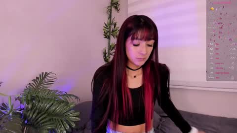 Ariana  online show from February 28, 2025, 1:14 pm