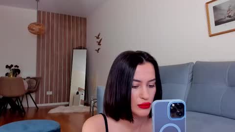Snapshot of ariananicolaw chatting on February 28, 2025, 6:43 am Anastasia online show from February 28, 2025, 6:43 am