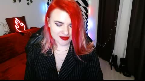 Snapshot of arianasaint chatting on April 17, 2026, 7:28 pm Mistress Ariana online show from April 17, 2026, 7:28 pm