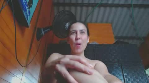 Snapshot of arianathomson chatting on October 24, 2025, 6:04 pm ARIANA online show from October 24, 2025, 6:04 pm