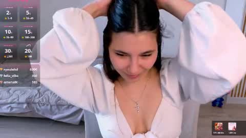 Arianna online show from June 23, 2026, 3:43 pm