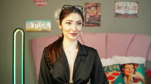 arianna_moonx online show from May 19, 2026, 1:56 am