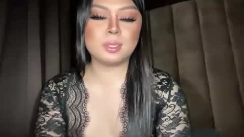 LOVELY online show from January 6, 2025, 9:41 am