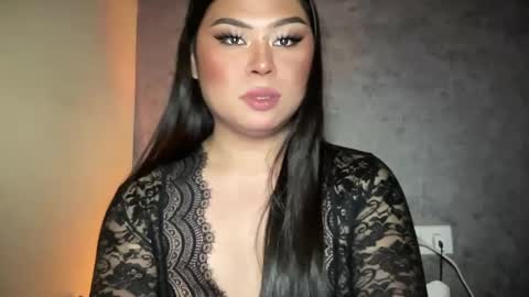 LOVELY online show from January 8, 2025, 10:04 am