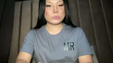 LOVELY online show from January 28, 2025, 2:21 pm