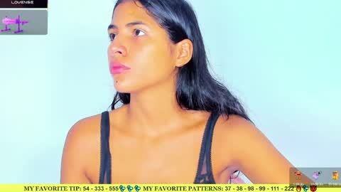 Snapshot of ariannalewis1 chatting on April 26, 2026, 7:22 pm Arianna online show from April 26, 2026, 7:22 pm