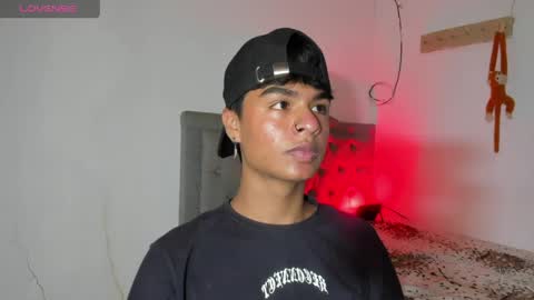 Snapshot of ariel_adan chatting on April 26, 2026, 2:20 am ariel_adan online show from April 26, 2026, 2:20 am