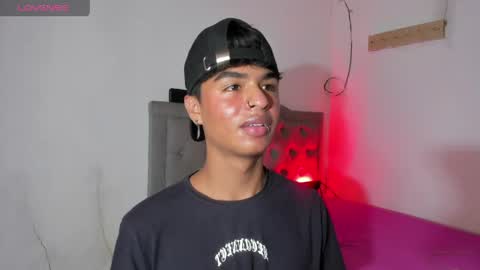 Snapshot of ariel_adan chatting on April 27, 2026, 11:25 pm ariel_adan online show from April 27, 2026, 11:25 pm