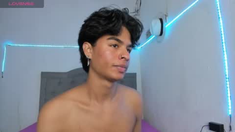 Snapshot of ariel_adan chatting on June 20, 2026, 7:16 pm ariel_adan online show from June 20, 2026, 7:16 pm
