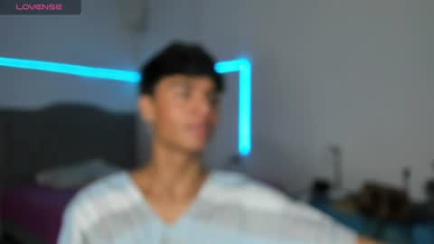 Snapshot of ariel_adan chatting on July 8, 2026, 10:25 pm ariel_adan online show from July 8, 2026, 10:25 pm