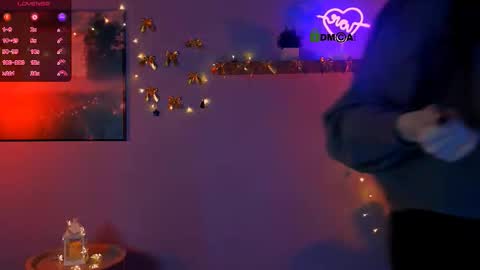 ariel_shadow online show from December 21, 2025, 7:10 pm