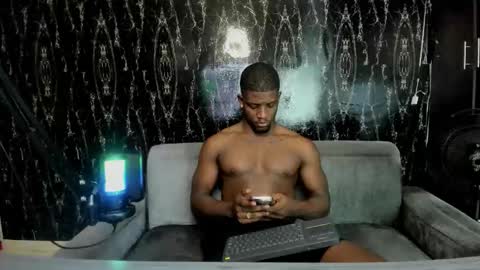 Snapshot of arielbronwxxx chatting on October 19, 2025, 5:57 pm chris online show from October 19, 2025, 5:57 pm