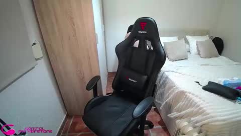 arielfreedomsex online show from March 9, 2026, 10:25 pm