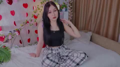 Dee online show from February 25, 2026, 5:06 am