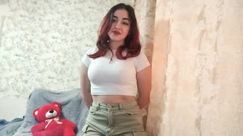 Snapshot of ariellewallet chatting on April 14, 2026, 9:59 am Call me Bella online show from April 14, 2026, 9:59 am