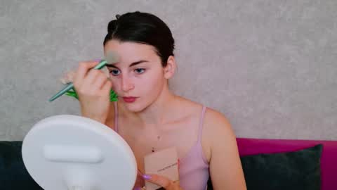 arielstonks_lovee online show from September 16, 2025, 3:40 am
