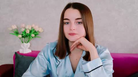 arielstonks_lovee online show from September 25, 2025, 7:12 am