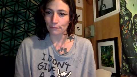 Snapshot of arielwyld chatting on December 4, 2024, 4:54 am ariel colin when hes here online show from December 4, 2024, 4:54 am