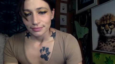 Snapshot of arielwyld chatting on December 10, 2024, 10:37 pm ariel colin when hes here online show from December 10, 2024, 10:37 pm