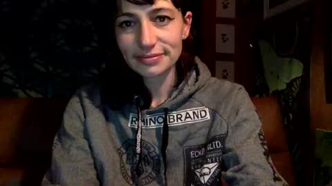 Snapshot of arielwyld chatting on December 23, 2024, 3:18 am ariel colin when hes here online show from December 23, 2024, 3:18 am