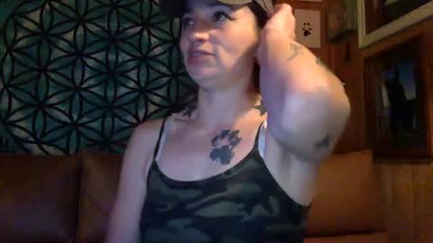 Snapshot of arielwyld chatting on January 9, 2025, 3:36 am ariel colin when hes here online show from January 9, 2025, 3:36 am