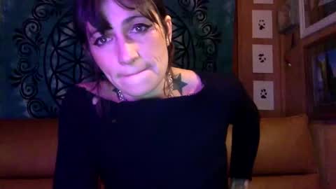 Snapshot of arielwyld chatting on January 12, 2025, 11:47 pm ariel colin when hes here online show from January 12, 2025, 11:47 pm