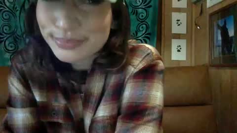 Snapshot of arielwyld chatting on February 20, 2025, 2:13 pm ariel colin when hes here online show from February 20, 2025, 2:13 pm